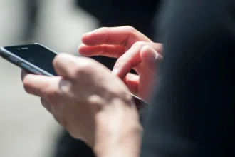 University of Sussex researchers published a report on Tuesday discussing AI therapy