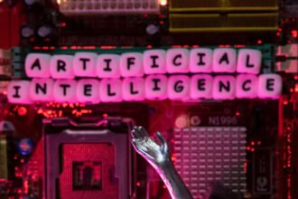 Freshworks Plans Big AI Moves with $800M in Cash on Hand