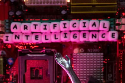 Freshworks Plans Big AI Moves with $800M in Cash on Hand