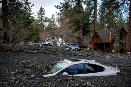 Heavy rainstorms in California cause floods, mudslides, and three deaths as emergency services rescue residents and warn of ongoing dangers.