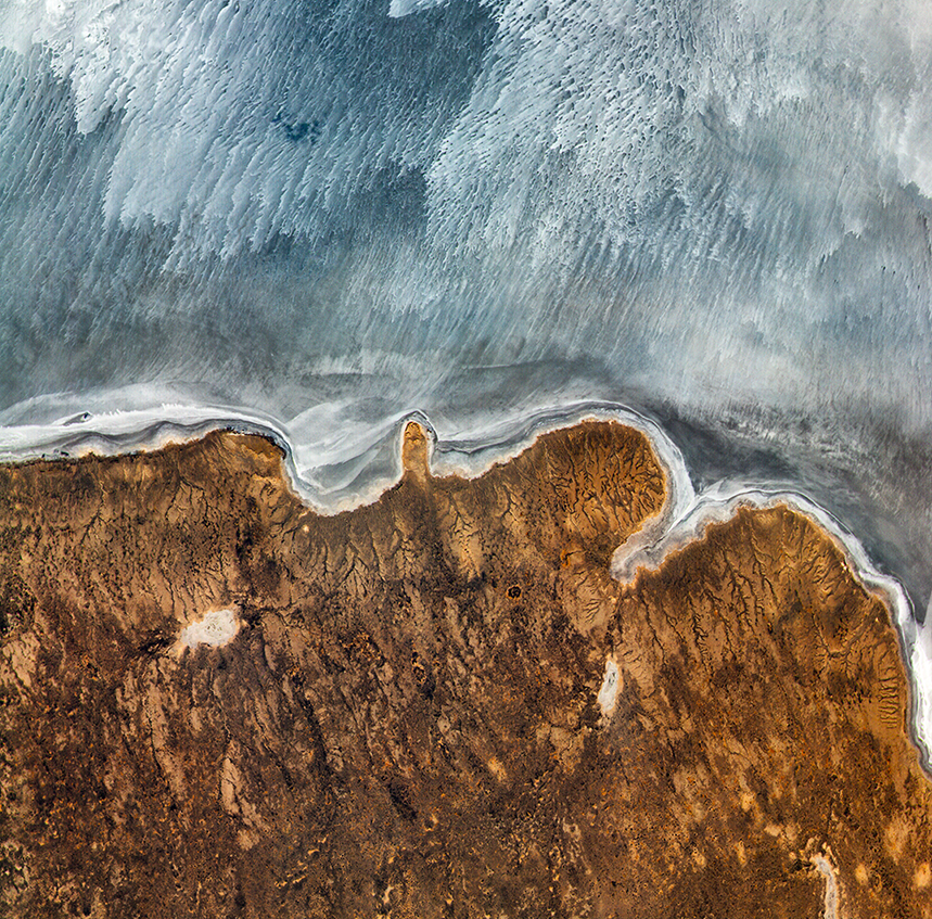 MANTIS small satellite delivers AI-powered Earth imagery for energy, mining, and environment, setting new standards in sustainability and space tech.