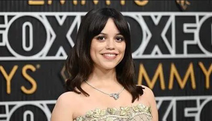 jenna-ortega-marrakech-film-festival-red-carpet