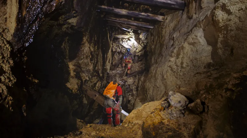 An award winning documentary about Cornwall mine explorers is heading on a UK tour after overwhelming audience response.