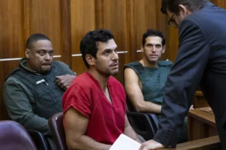 Kate Whiteman, who accused Oren and Alon Alexander of sexual assault, has died before their federal sex trafficking trial.