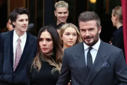 Beckhams seen together in Paris after Brooklyn row
