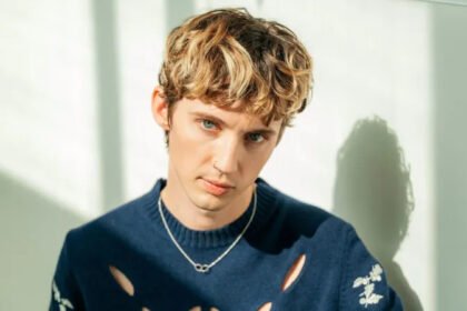 Cosmetic Doctor Apologises to Troye Sivan Over TikTok Appearance Video