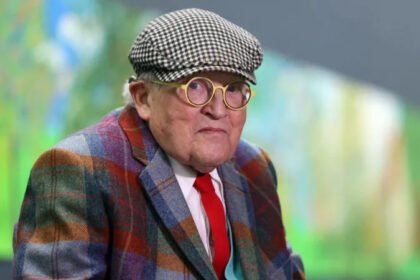 Bayeux Tapestry move to UK