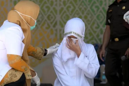 Indonesian Couple Punished 140 Times for Sex and Alcohol Violations