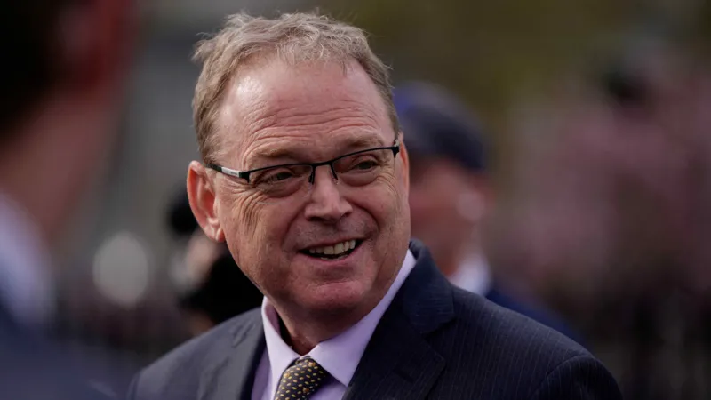 Learn about the leading contenders for the next US Federal Reserve Chair and how their policies could shape interest rates and the economy.