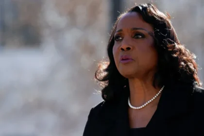 Supreme Court sceptical of Trump firing of Lisa Cook