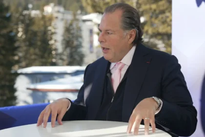 AI-driven sell-off hits cloud software, opening acquisition opportunities as investors watch how companies adopt AI tools.