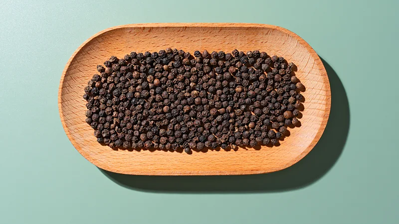 Black Pepper and Olive Oil: Simple Ingredients That Boost Nutrient Absorption