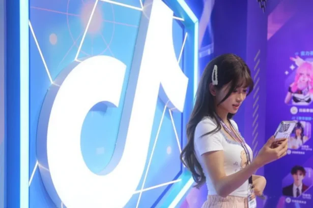 TikTok stays in the US under a new consortium, showing limits and compromises for ByteDance and Chinese tech globally.