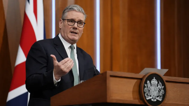 UK Prime Minister Keir Starmer Urges Calm Amid Trump’s Greenland Trade Threats