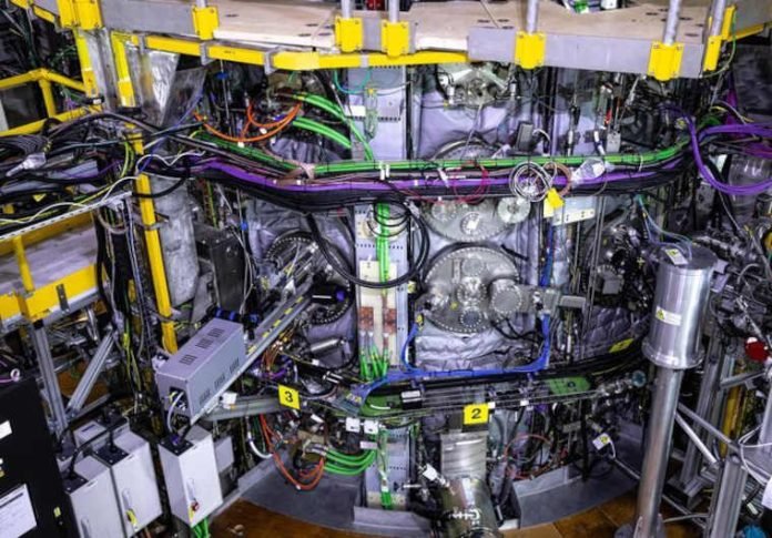 MAST Upgrade begins new fusion experiments in the UK, accelerating research that supports the STEP programme and future clean energy goals.