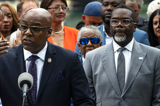 DHS and White House officials mock Chicago mayor’s lawsuit challenging ICE enforcement tactics