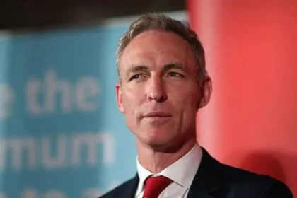 Ex-Labour MP’s Lobbying Firm Sparks Controversy Over VIP Access at Tech Summit