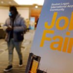 US weekly jobless claims fall to 209,000 as layoffs remain low and labor market conditions stay stable