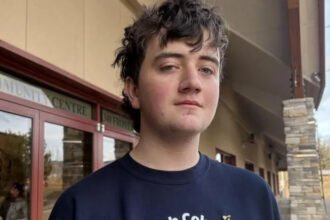 Studios Say Copyright Was Violated The Motion Picture Association represents major entertainment companies, including Netflix, Paramount Pictures, Amazon MGM Studios, Sony Pictures, Universal Studios, The Walt Disney Studios, and Warner Bros. Discovery. According to the association, Seedance 2.0 generated clips based on existing movies and television programs without authorization. Some of the AI generated content featured realistic versions of well known actors placed in fictional fight scenes or fantasy settings. Examples included imagined fights between Tom Cruise and Brad Pitt, as well as scenes showing Will Smith battling a strange creature. In another case, characters from Friends appeared reimagined as animals. Studio representatives argue that this type of output relies on protected intellectual property. They say the tool copied recognizable characters, actor likenesses, and story elements without permission. ByteDance Responds to Allegations ByteDance has responded by saying it takes copyright and intellectual property rights seriously. The company explained that the disputed content was created during a limited pre launch testing phase. It also confirmed that it has already suspended the feature that allowed users to upload images of real people. This move aims to prevent misuse of celebrity likenesses and copyrighted material. The company maintains that it respects legal protections and will address any verified infringement concerns. Growing Tension Over AI and Creative Rights The clash highlights rising tension between AI developers and the entertainment industry. Generative AI tools can now produce highly realistic video content within seconds. While this technology opens new creative possibilities, it also raises serious legal and ethical questions. Studios worry that unchecked AI systems could weaken copyright protection and harm creators. Technology firms, on the other hand, argue that innovation must continue while proper safeguards evolve. As AI tools grow more advanced, regulators and courts may need to clarify how existing copyright laws apply to machine generated content.