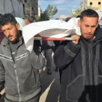 Israeli Strikes in Gaza Kill 20, Including Children and Paramedic Gaza City, February 4, 2026 – Israeli air and tank strikes in Gaza have killed at least 20 Palestinians, including several children and a paramedic. Nearly 40 more people were injured, local hospitals reported. The Israeli military said its forces targeted "terrorists" who had fired on troops in northern Gaza, seriously wounding an officer. The strikes took place near the Yellow Line, beyond which Israeli troops are stationed, and violated a three-month-old ceasefire with Hamas. Meanwhile, Hamas described the attacks as a "pretext to continue killing and aggression against our people." Children Among the Victims Al-Shifa Hospital in Gaza City received 13 bodies, including five children, after strikes hit tents for displaced families and nearby homes in the eastern Zeitoun and Tuffah neighborhoods. Abu Mohammed Haboush, a mourner at the hospital, said, "Our children were martyred – my son, my brother’s son, and daughter. We are peaceful people and had nothing to do with fighting." In Khan Younis, Nasser Hospital treated four dead, including a child, after strikes hit tents in the southern Qizan Rashwan area. Later, two sisters, Rahaf and Remas Abu Jamea, and paramedic Hussein al-Samiri died in the coastal al-Mawasi area. Paramedic Killed While Helping Victims Jihad al-Hinnawi, a first responder from Hamas-run Civil Defence, said Samiri ran to help victims of an earlier strike on a tent. Then a second strike hit the same location, killing him. The Palestinian Red Crescent condemned the attack and called it a "grave violation" of international humanitarian law, which protects medical personnel. Similarly, the International Committee of the Red Cross said it was "unacceptable" for first responders to face life-threatening risks while performing humanitarian work. IDF Targets Hamas Commander The Israel Defense Forces said their strike in al-Mawasi targeted Bilal Abu Assi, a platoon commander of Hamas’s elite Nukhba forces. They alleged he led attacks on Kibbutz Nir Oz and held hostages. The IDF added that it took measures to protect civilians but acknowledged that some, including medical personnel, were hit. Recent Escalations in Gaza On Sunday, more than 30 people died in Israeli strikes after gunmen emerged from a tunnel in southern Rafah. Gaza’s Hamas-run health ministry reports that Israeli fire has killed at least 556 people so far. In contrast, Israel reports that four of its soldiers have died in Palestinian attacks. The war began after Hamas attacked southern Israel on October 7, 2023, killing around 1,200 people and taking 251 hostages. Israel responded with a military campaign in Gaza. Since then, over 71,820 people have died in the territory, according to Gaza’s health ministry.