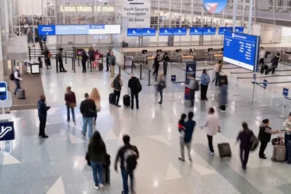 Partial US Government Shutdown Could Disrupt Airport Travel This Spring Break