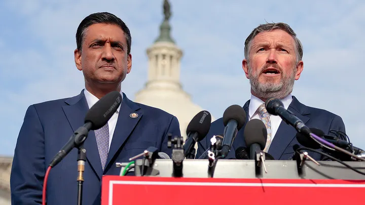 Donald Trump and Jeffrey Epstein at a past public event