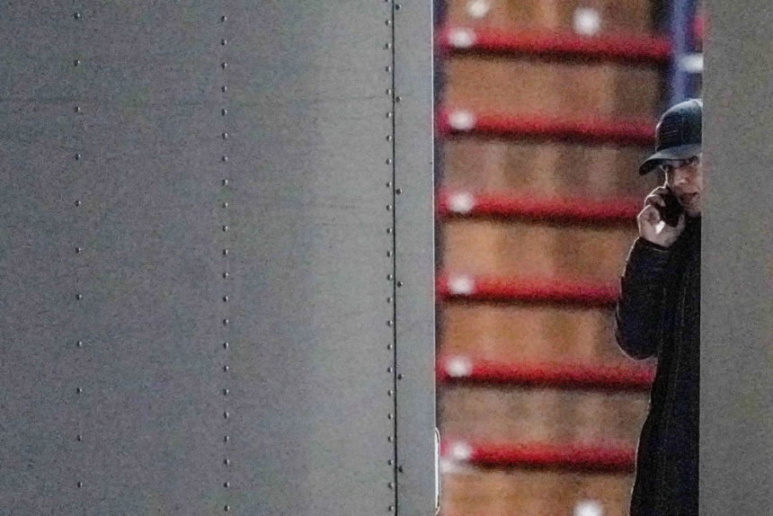 Tulsi Gabbard defends actions after FBI search at Fulton County Georgia elections center