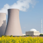 Dry cask storage containers holding spent nuclear fuel at a U.S. nuclear power plant