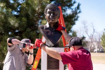 After sex abuse claims, activists and lawmakers rethink Cesar Chavez Day