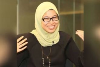 Singapore denies entry to Malaysian scholar over political views Entry Refusal At The Singapore Border Singaporean authorities have refused entry to a Malaysian professor because of her public comments and political activism. What is a scholar? Fadiah Fikri is an anti-corruption activist and human rights lawyer in Malaysia. She has also been known to support Palestinian issues on social media, and she is involved in international advocacy. Officials' Reasons for Taking Action Singapore's Ministry of Home Affairs stated that she encouraged youth to engage in radical activism. Her message was deemed to promote actions that were unlawful, violent, or disruptive by officials. It stressed that foreigners are not allowed to have an influence on domestic politics. The ministry also stated that it would take action against those who promote illegal methods of protest. Scholars' Response Fadiah revealed that her entry was refused without any explanation. Authorities told Fadiah they couldn't give her a specific reason. She called the action a grave attack on her work as an academic and described it as distressing. She posted an online document showing the immigration official's refusal to allow her entry. Planning a Visit and its Impact Her visit to Singapore was to receive her PhD from the National University of Singapore where she earned her degree. She also attended a lecture by a distinguished guest, ran errands and engaged in academic pursuits. Singapore has strict rules on protests Singapore has strict regulations on gatherings in public. Everyone organizing a demonstration must get a permit from the police. Officials claim that these regulations help to maintain the peace and stability of the country. However, critics claim that the rules limit free speech and activism. Prior Cases It isn't the first time Singapore denied political figures entry. The country also refused entry to Nathan Law a Hong Kong activist for democracy based in Britain. He claimed he had been detained at the borders despite having been invited to attend a private function.