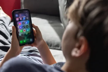 UK launches consultation asking for views on under-16s social media ban