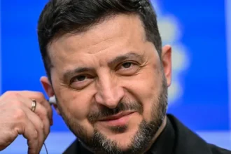 Zelensky sends drone teams to Middle East, touting Ukraine's expertise