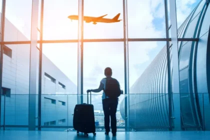 Europe Faces Jet Fuel Crisis as Supplies Drop to Six Weeks