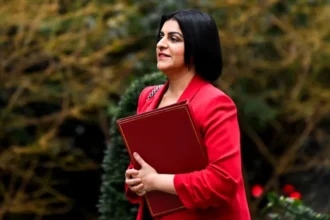 UK government investigates fake asylum claims by migrants UK authorities have launched an investigation following reports that migrants were making false claims in order to stay within the country. The UK government is focusing their attention on individuals who allegedly claim to be homosexual or domestic abuse victims to get asylum or fast track residency. Shabana Mahmood, the Home Secretary of Pakistan strongly condemned these actions. She stated that anyone who abuses the system shows an extreme lack of respect and integrity for the law. Fake claims and fabrication of evidence The authorities are investigating how some migrants get guidance on creating fake stories. These stories include allegations of sexual abuse or persecution. Investigative reports suggest some legal and advisers may have been involved. In several instances, migrants were told to collect fake evidence. These include staged photos, fake medical reports and fabricated letters of support. Some people pay large amounts of money to get this kind of advice. This raises concerns over organized exploitation in the immigration process. Domestic Violence Protection Rules are being abused The Government is also investigating misuses of policies that are designed to protect victims of abuse. Some rules permit those in real danger to obtain permanent residence faster. Some migrants have been accused of entering into relationships and marriages on false pretenses. They allegedly submit fake abuse complaints to remain in the UK after gaining entry. According to recent figures, over 5500 applications for residence are now made each year in relation to domestic violence. The number of people applying for residency under domestic abuse provisions has increased more than 50% in the last three years. Government Response and Legal Action Officials claim that there are strict controls in place. To ensure accuracy and fairness, applications are subjected to detailed evaluations. In order to resolve the problem, the Home Office and the Immigration Advice Authority are working together. They want to find out who is abusing the system, and then take action. The office of the Prime Minister confirmed that fraudsters will be punished severely. The authorities may deny their application and deport them. When legal professionals are found to be engaging in unethical conduct, they will be referred by regulators to the law enforcement agencies. Immigration Reform is Needed The opposition parties are demanding major reforms to the asylum process. The opposition parties argue for tighter controls to protect genuine asylum seekers while preventing abuse. Now, the government must balance strict enforcement of laws with a fair treatment of those who are in real need of protection.