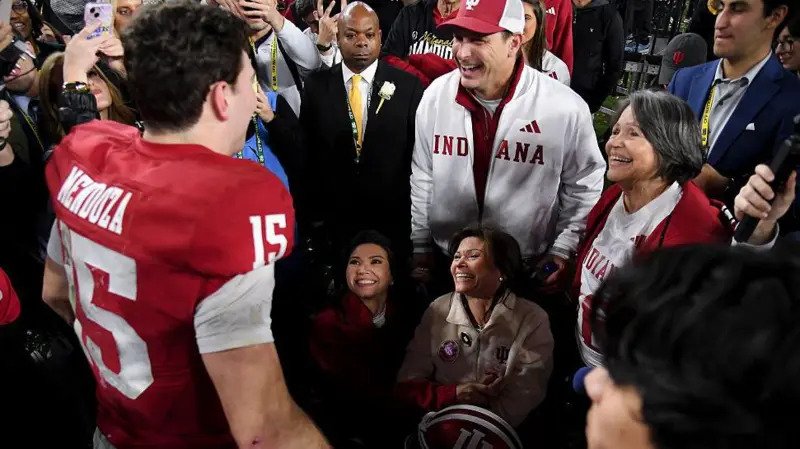 Fernando Mendoza rises from overlooked prospect to first overall NFL Draft pick, inspired by his mother’s battle with multiple sclerosis and her strength