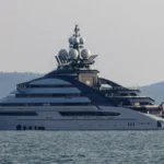 Russian superyacht Nord linked to Alexei Mordashov crosses Strait of Hormuz despite blockade, highlighting rising tensions and global energy concerns.