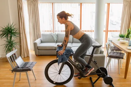 Memory and brain power can be boosted by exercise Exercise Improves Memory Short sessions of exercise can boost your memory. Walking quickly or cycling for just a few moments can improve your memory. Exercise is useful for studying, revising or remembering important information. Aerobic Exercise: Its Role Aerobic exercise such as running, walking or cycling plays an important role in improving cognitive function. Physical activity is not only good for the mind, but it also protects against age-related decline. This keeps the brain healthy and sharpens thinking abilities. Hippocampus Strengthening Exercise can have a significant impact on memory-related brain tissue, such as the hippocampus. Moderate exercise performed several times per week has been shown to increase this area's size. Memory storage and retrieval are improved by a larger, more active hippocampus. The timing of an exercise is important Exercise timing can influence the memory. According to studies, taking a stroll four hours after acquiring new knowledge can help improve your memory. Exercise immediately following learning is not as beneficial. However, light stretching does not improve memory. Brain Activity and Ripples Researchers studied the brain's activity following exercise. They found that there were small electrical bursts between neurons. They help to organize and store memory. These signals are also present during quiet sleep or sleeping, which is a sign of their importance for memory consolidation. What happens after exercise? The hippocampus is more active after a brief workout. Brain activity is more coordinated across regions. The coordination of brain activity helps to strengthen the way memories are stored and formed. This process, according to researchers, is the reason why exercising improves memory and learning.