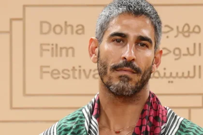 US-Kuwaiti Journalist Detained Over Social Media Posts According to the Committee to Protect Journalists, an American-Kuwaiti Journalist was detained by Kuwaiti authorities after sharing content online related to the conflict between the United States and Israel as well as Iran. Reporter Missing since March Ahmed Shihab Eldin, an acclaimed media commentator, hasn't been seen since the 2nd of March. Authorities detained him while he was visiting his family in Kuwait. According to the watchdog group, he faces several charges including spreading false news. Kuwaiti officials have yet to make a statement publicly about this case. The War Content Charge According to reports, the accusations stemmed from online posts Shihab Eldin shared. A video of a US F-15 fighter plane crashing in Kuwait City was included. The images he shared allegedly show a pilot that had ejected from his aircraft and land in Al-Jahra. The authorities accuse him that he has misused his phone and harmed national security. These charges, say rights groups, are often vague and used as a way to limit independent reporting. Increased crackdown on online content Kuwait and the other Gulf states have tightened their controls over online activity. Officials warned the public not to post videos and images that are unverified, particularly those associated with military operations. Authorities in the area have arrested several people for sharing footage showing Iranian drone and missile attacks. Anyone found guilty of spreading misleading or false information regarding military issues could be sentenced to up to 10 years in prison under current law. Kuwait Reports Casualties Kuwaiti officials claim that Iranian attacks caused many deaths. Three civilians, as well as two soldiers and two borderguards are among the dead. Six US military personnel have also reportedly been killed in Iraq. Instances involving military gear have occurred as well. Kuwait's Air Defense Systems accidentally shot down 3 US fighter planes during this conflict. Demands for immediate Release The Committee to Protect Journalists urged Kuwaiti officials to immediately release Shihab Eldin and to drop all charges. According to the group, his arrest is indicative of a trend where national security laws are being used more and more often as a way to silence journalists or control their information.