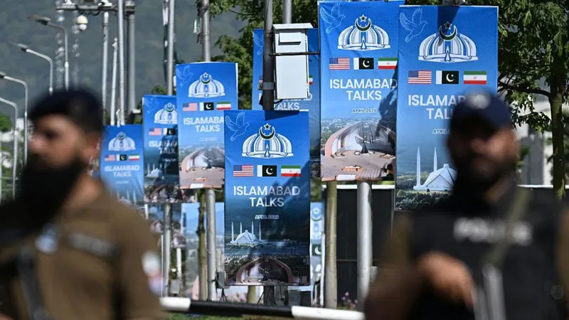 US and Iran face rising tensions in the Strait of Hormuz as blockade tactics replace direct conflict, while Pakistan continues efforts to bring both sides to peace talks.