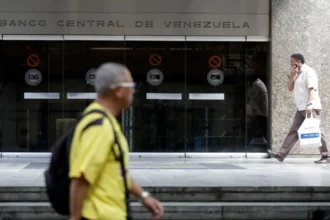 US eases sanctions on state-run Venezuelan banks