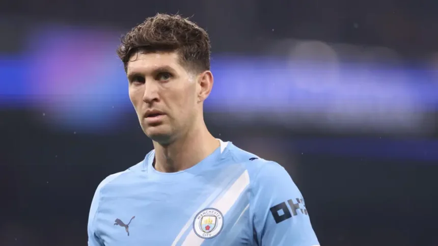 List of Premier League players out of contract this summer, including major names set for free transfers and updates on possible exits across top clubs.