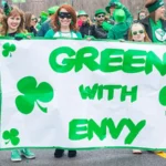 Americans moving to Ireland at record numbers: a new migration trend Global migration is undergoing a major change. First time in history, there are more Americans moving to Ireland compared to Irish migrants. This could be the beginning of a trend, rather than just a spike. Ireland is a Popular Choice for Americans Michael Sable is a good example. He moved to Dublin from Washington DC in 2016. Initially, the locals thought his move was unusual. Heute, these moves are considered normal. He said that people don't ask why an American moves to Ireland. It reflects an overall shift in mentality. Ireland has become a desirable place to work and live. The Migration Statistics Show a Strong Growth This change is evident in recent statistics. In 2025, around 9,600 Americans will move to Ireland. The number was 4,900 in 2024. The rapid rise in the number of cases shows just how fast this trend is increasing. At the same, less Irish are going to the US. The reversal of this trend marks an historic event in the history between these two countries. Why is this shift happening? This movement is explained by several factors. Brookings Institution estimates that in 2025, there will be more Americans leaving the US than entering. It has been at least fifty years since this happened. Donald Trump's policy changes have had a significant impact. The system has been reshaped by stricter immigration laws and less refugee acceptance. Both foreigners and US citizens have been affected by these decisions. Moreover, the number of Americans who choose to live overseas is increasing. According to reports, about 180.000 US citizens are expected to leave the country by 2025. It is the largest number ever recorded. The Historic Connection is Changing Direction Generations of Irish migrants have moved to America in search of better jobs and opportunities. The migration of Irish people to the US shaped American culture and society. Irish ancestry is found in many leaders including John F. Kennedy, Joe Biden and others. The direction has changed. Americans look to Ireland for lifestyle change, stability, and new opportunities. What this Means to the Future The trend is likely to continue. Ireland has many job prospects, particularly in the tech and business sectors. Ireland offers a good quality of living and easy access to the European Market. This pattern could change the migration patterns between two countries if it holds. This could also lead to new economic and cultural links.