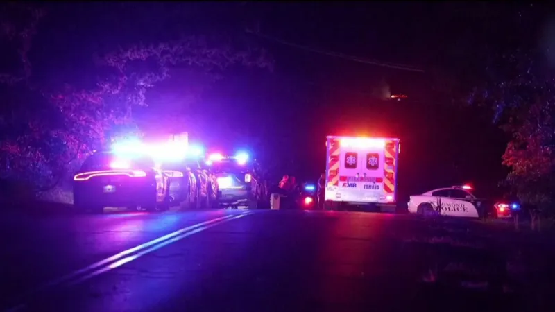 23 Injured in Shooting at Oklahoma Lake Party, Police Searching for Suspects Shooting at Arcadia Lake Leaves Dozens Hurt At least 23 people were injured after gunfire broke out at a lakeside party in Oklahoma on Sunday night. The incident happened near Arcadia Lake in Edmond, about 13 miles north of Oklahoma City. Police said the shooting started around 9:00 PM during a large gathering of young adults. The party had reportedly been planned through social media and drew a big crowd after dark. Victims Suffer Gunshot Wounds Authorities confirmed that several victims suffered gunshot injuries. Emergency teams rushed many people to nearby hospitals. Others left the scene on their own to seek treatment. According to hospital officials, multiple injured individuals were admitted across local medical centers. Some are still receiving care, though the full extent of their conditions has not been shared. No Arrests Yet, Investigation Ongoing Police have not made any arrests so far. However, they said there is no ongoing threat to the public at this time. Officers are actively investigating and working to identify those responsible. Officials described the event as an “unsanctioned gathering” that took place without proper permission. It was promoted online under the name “Sunday Funday,” which attracted a large crowd to the lakeside area. Authorities Urge Public Cooperation Law enforcement officials are asking anyone with information to come forward. They are reviewing social media posts and eyewitness accounts to track down suspects. A police spokesperson acknowledged the fear caused by the incident and said the department is committed to bringing those responsible to justice.