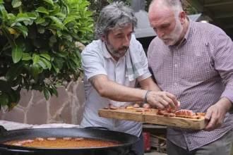 Chef José Andrés teaches you how to enjoy tapas like a Spaniard