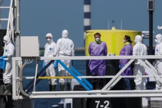 Cruise Ship with Hantavirus Cases Docks Safely in RotterdamCruise Ship with Hantavirus Cases Docks Safely in Rotterdam