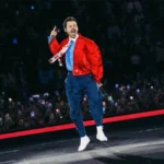 Harry Styles tour to review stage design after fans complain of blocked views