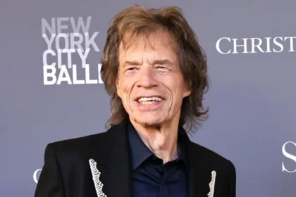 Italian island party attended by Mick Jagger shut down by police