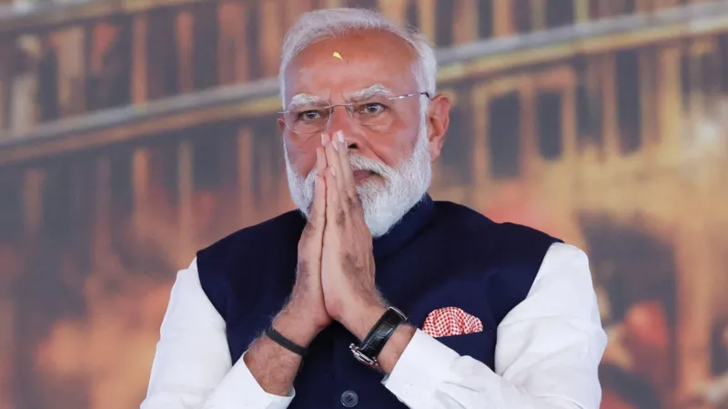 Modi Calls for Fuel Saving and Lifestyle Changes Amid Global Energy Pressure Rising Energy Costs Push Government Advisory Prime Minister Narendra Modi has asked people in India to change daily habits as global energy prices rise due to the ongoing conflict in the Middle East involving Iran. He encouraged citizens to work from home when possible and reduce unnecessary foreign travel. He also asked people to cut down on luxury spending and use resources more carefully. India imports most of its crude oil, so global supply shocks directly affect prices inside the country. The current crisis has increased import costs and put pressure on the national economy. Public Transport, Carpooling, and Lower Fuel Use Modi urged people to use public transport such as metro systems and buses instead of private vehicles. He also suggested carpooling to reduce fuel consumption. He said saving fuel is not only a personal benefit but also a national responsibility during this difficult time. Farmers were also advised to use fertilizers more carefully to manage supply shortages and rising costs in agriculture. Economic Pressure and Market Reaction The ongoing situation has already affected India’s economy. Fuel import costs have risen sharply, which has increased pressure on industries that rely heavily on energy and raw materials. Several sectors, including manufacturing and agriculture, are facing challenges. Some industries have warned of possible job losses if the situation continues. The Indian rupee has also weakened to record levels, making imports more expensive and adding pressure on inflation. Stock markets reacted quickly to the comments. The Sensex index dropped sharply in early trading as investors worried about longer economic disruption. Government Response and Political Debate So far, the government has avoided increasing petrol and diesel prices, even though state fuel companies face rising costs. Analysts believe the government may introduce stricter energy saving measures if the crisis continues. A fuel price revision is also being discussed in economic circles. Opposition leaders criticised the Prime Minister’s remarks. Rahul Gandhi said the government was shifting responsibility to citizens instead of addressing policy gaps. He argued that these statements reflect weak planning and lack of preparation for energy shocks.