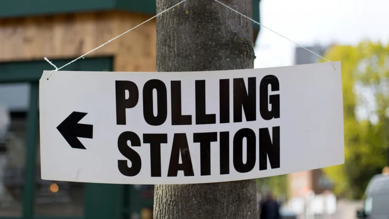 Final Campaign Push as UK Local Elections Approach Last Day of Campaigning Across Britain Political parties across England, Scotland, and Wales are making their final appeal to voters ahead of a major election day. Campaigning has now entered its final stretch as candidates work to secure support before polling stations open. Voting Day and Key Details People will cast their votes on Thursday 7 May. Polling stations will be open from 7am to 10pm. Counting will begin soon after voting ends, with most results expected on Friday and continuing into the weekend. These elections are the largest public test of political opinion since the general election in 2024. They cover local councils in England as well as national leadership contests in Scotland and Wales. What Is at Stake for Voters The election outcome will decide who manages essential public services. These include schools, transport systems, waste collection, and social care. Beyond local services, the results are also seen as a measure of public satisfaction with the current Labour government and Prime Minister Sir Keir Starmer. Political pressure has increased in recent months, and attention is now on how voters respond. Scotland: Competition for Government Control In Scotland, the Scottish National Party is aiming to secure another term in government. It is seeking its fifth consecutive win in devolved elections. At the same time, Labour and Reform UK are trying to reduce its dominance and gain stronger support. Wales: A Shifting Political Landscape Wales is seeing a competitive race for political leadership. Reform UK and Plaid Cymru are both aiming to become the largest party in the Senedd. Labour, which has governed since devolution began in 1999, is facing its strongest challenge in years. England: Pressure on Local Councils In England, Labour currently leads many councils that are now up for election. The party could lose ground to Reform UK and Green Party candidates. Local issues and national sentiment are both expected to influence voter choices. Growing Fragmentation in Voter Support Opinion surveys suggest that voter support is becoming more divided across multiple parties. This reflects a broader change in British politics, where traditional voting patterns are weakening and smaller parties are gaining influence. Political Uncertainty Ahead There is growing discussion about possible leadership pressure within Labour if results fall sharply below expectations. While no formal challenge has been confirmed, poor outcomes could increase internal tensions.