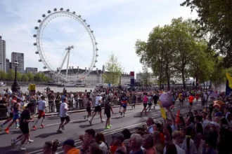 Record 1.3m apply for 2027 London marathon ballot